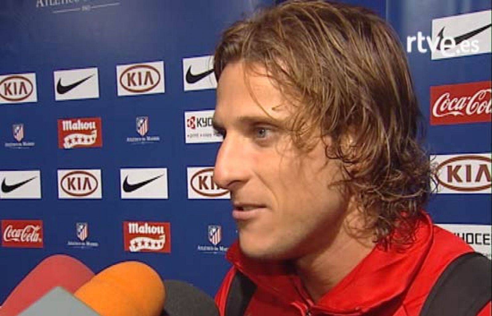 Forlán: 'No sólo somos Agüero' | Ver