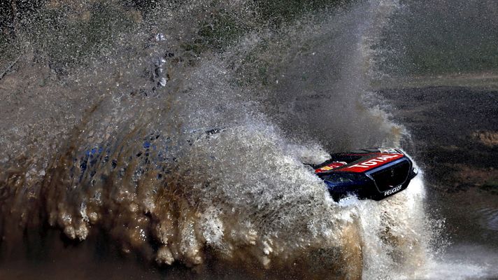 Telediario 1 - Cancelada la primera etapa del Dakar por "razones de seguridad"