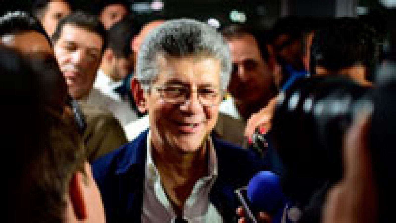 Telediario 1: La oposición elige a Ramos Allup como presidente del Parlamento venezolano  | RTVE Play