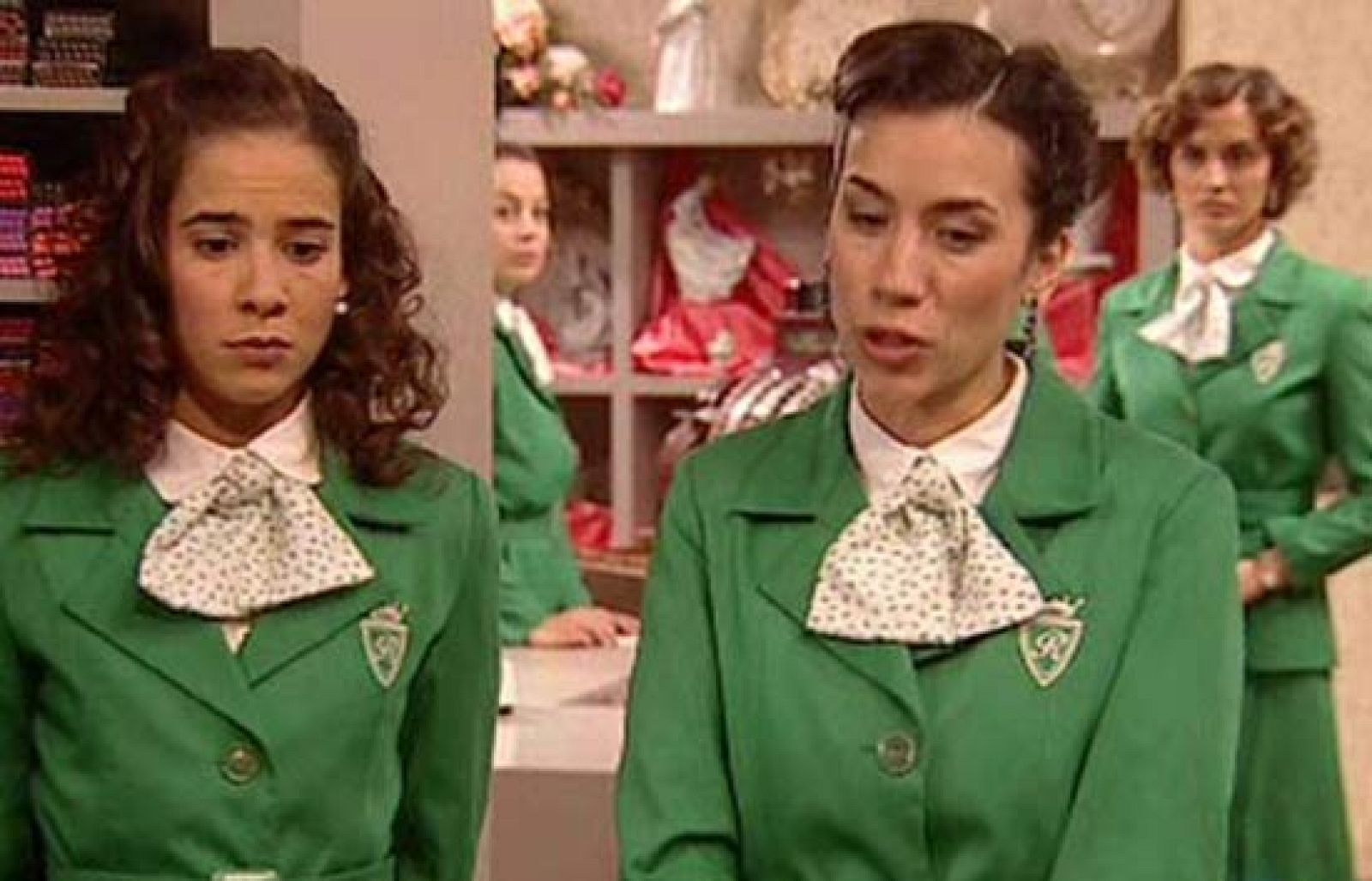 Amar - Manolita tiene unas palabras con Valentina - Amar en tiempos revueltos | Ver