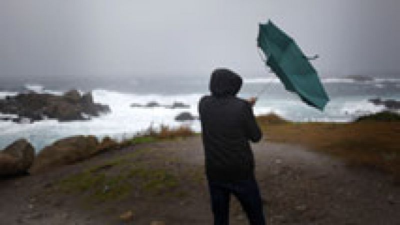 Lluvia en el noroeste y viento en los litorales norte y mediterráneo