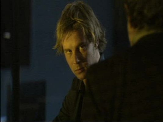 Guante blanco - Toma falsa 4