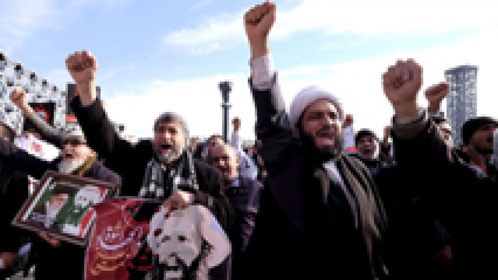 Telediario 1: La crisis desatada tras la ejecución del clérigo al-Nimr agrava el enfrentamiento entre Arabia Saudí e Irán, y entre las confesiones chií y suní | RTVE Play