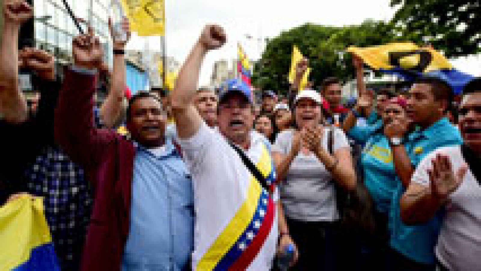 Telediario 1: Tensión en la constitución de la Asamblea Nacional en Venezuela  | RTVE Play