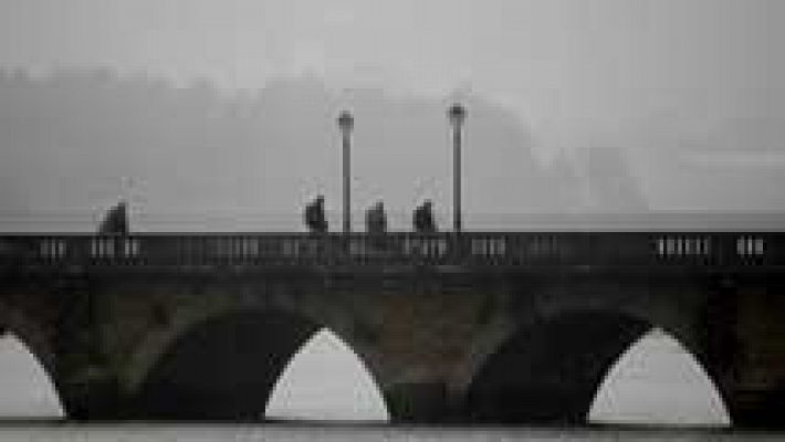 Telediario 1 - El mal tiempo afecta al noroeste de la península con lluvia intensa y fuertes vientos