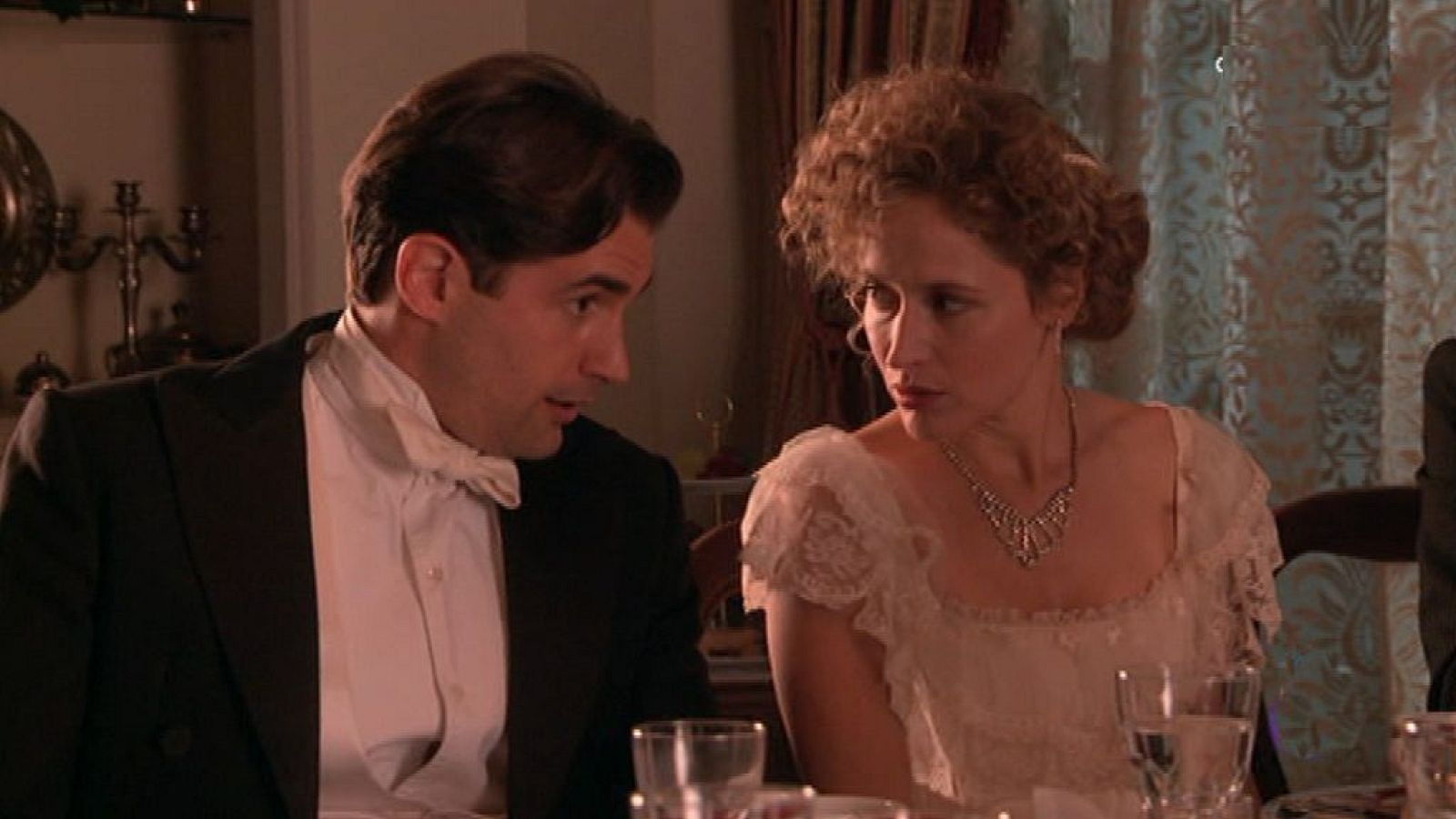 Seis Hermanas - Episodio 180 - Ver ahora