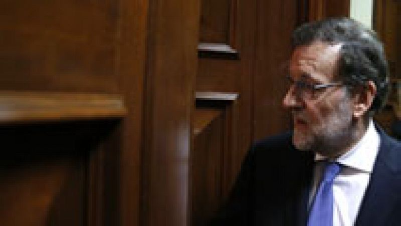 Rajoy dice que ve a Sánchez 'capaz' de hacer una coalición de 8 o 9 partidos