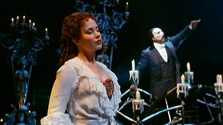 Telediario 1 - 'El Fantasma de la Ópera' es el musical más veterano de Broadway con más de 17 años en activo