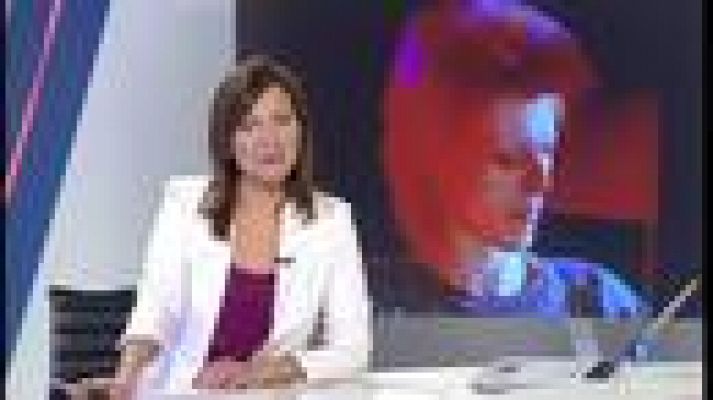 L'Informatiu - David Bowie fa 69 anys i ho celebra amb un nou treball: "BLACKSTAR"