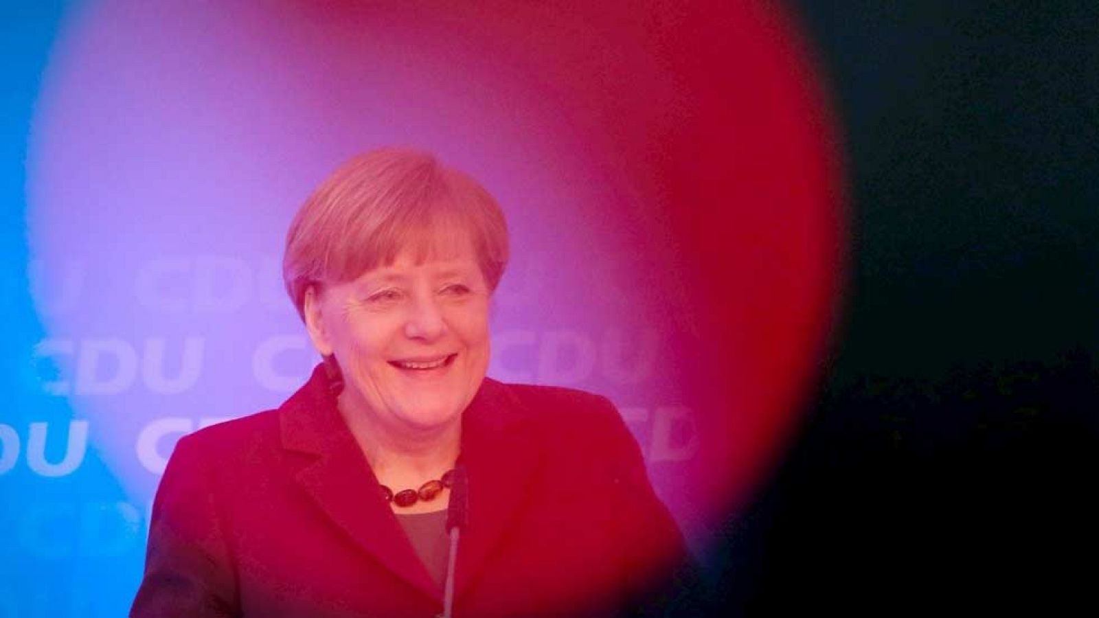 Merkel cede a las presiones de la CDU para facilitar la expulsión de los refugiados que cometan delitos