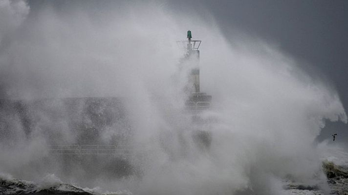El tiempo - Viento fuerte en la Península y en las Baleares