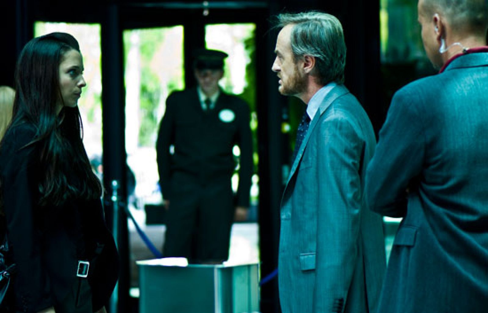 Guante Blanco. Cap. 4 "El vino"