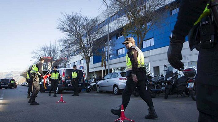 Telediario 1 - Cerca de 200 agentes vigilan el polígono de Son Rossinyol