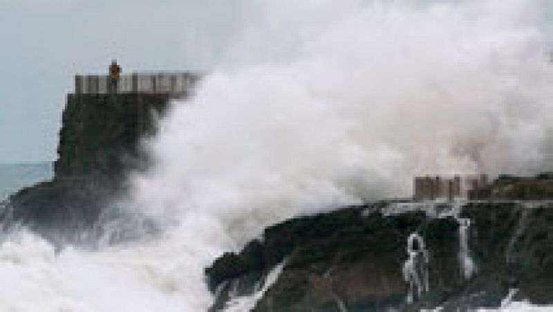 33 provincias han estado hoy pendientes de los fuertes vientos