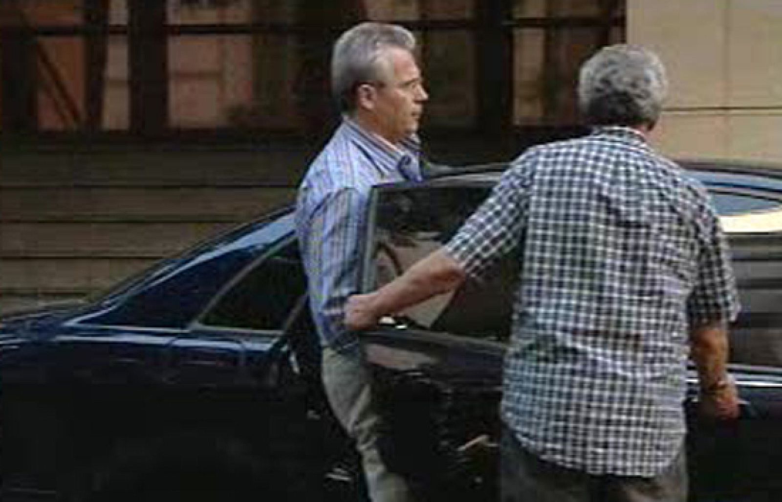 Garzón deja la investigación de las desapariciones del franquismo y la guerra civil | Ver