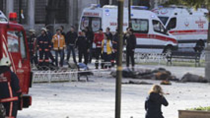 Una explosión en Estambul deja al menos diez muertos 