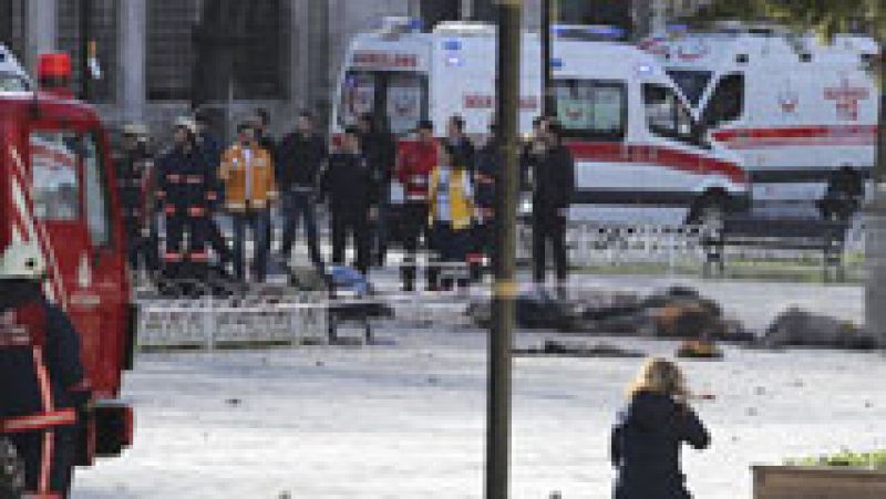 Una explosión en Estambul deja al menos diez muertos y una quincena de heridos 