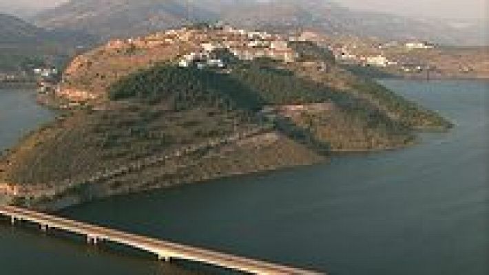 España, entre el cielo y la tierra - El río de las nieves