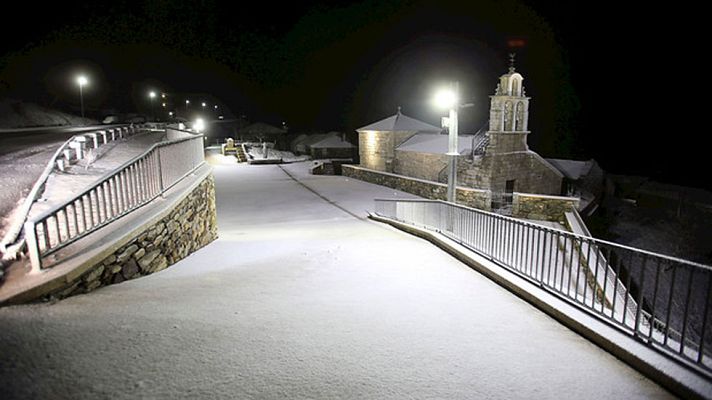 El tiempo - Nieve, lluvia, marejada y viento en el norte peninsular