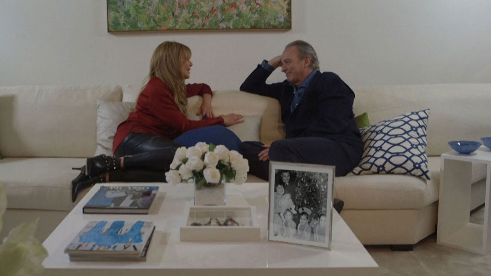 En la tuya o en la mía: Ana Obregón hizo una paella "repugnante" a Spielberg | RTVE Play