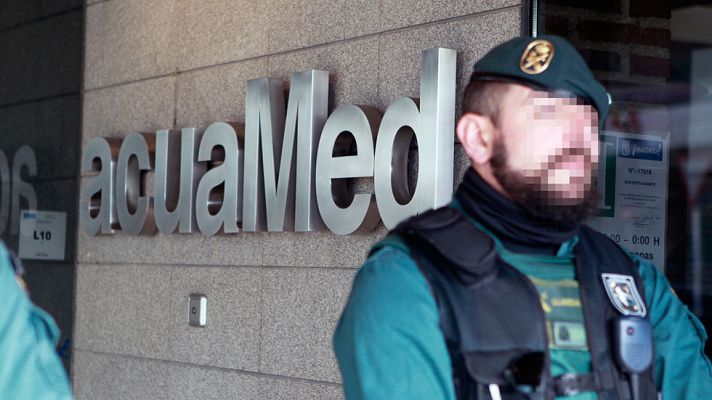 Telediario 1 - La Guardia Civil detiene a una decena de personas por presunto fraude en contratos en Acuamed