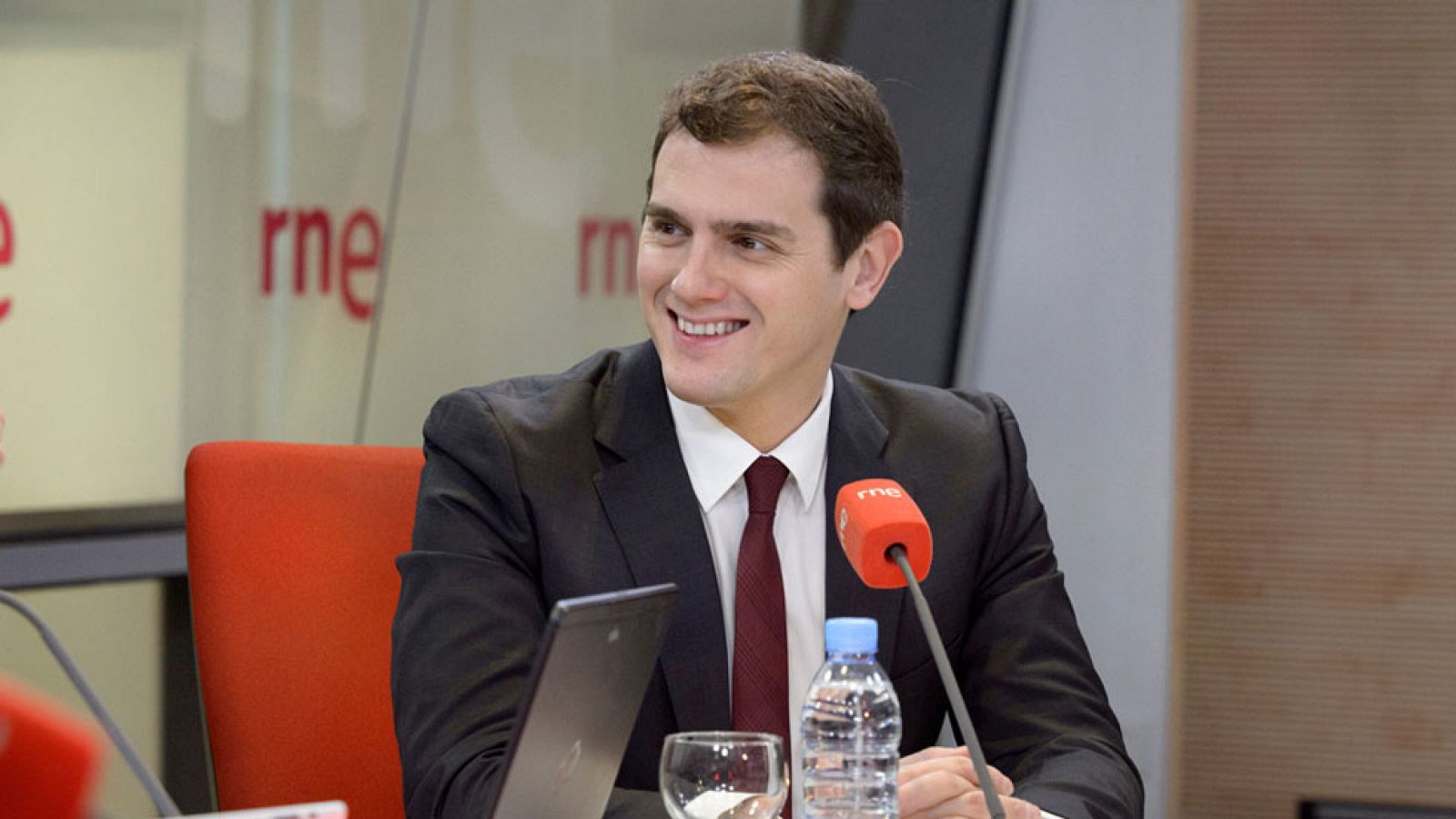 Las mañanas de RNE - La entrevista íntegra a Albert Rivera, en vídeo - Escuchar ahora