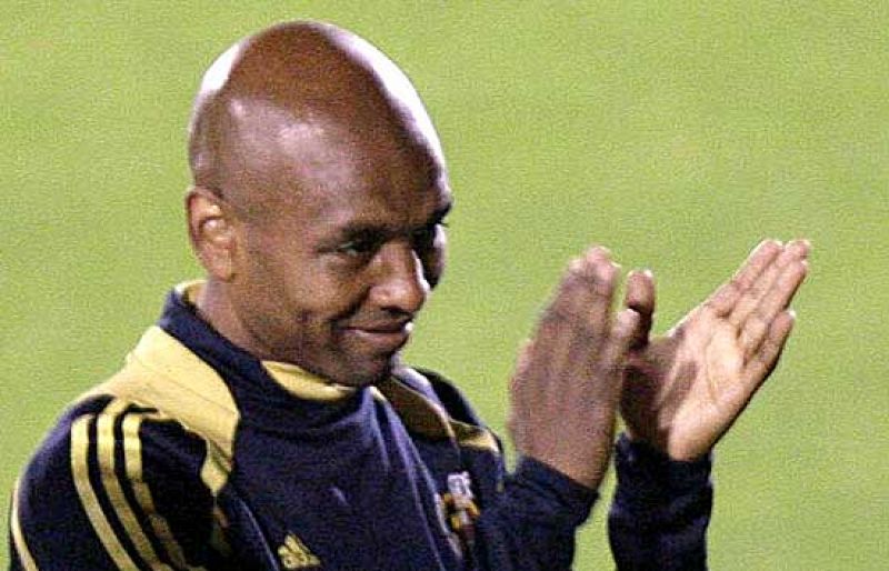 Pellegrini y Senna, entrenador y jugador del Villarreal respectivamente, vivirán intensamente el encuentro entre España y Chile. El técnico del Villarreal tendrá el corazón dividido entre su país de origen, Chile, y su país de adopción, España.