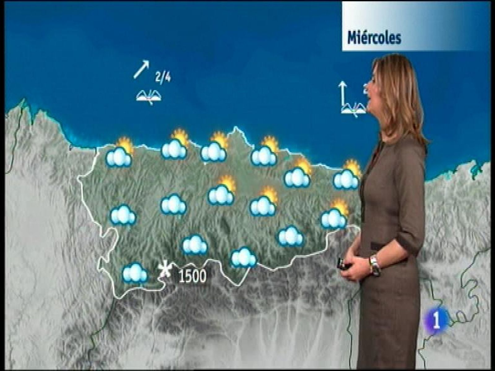  La Agencia Estatal de Meteorología (Aemet) prevé para mañana, miércoles, en Asturias muy nuboso disminuyendo a nuboso. Probables precipitaciones débiles en la mitad occidental durante la primera mitad del día. La cota de nieve en torno a 1.500 metros y subiendo. Las temperaturas mínimas sin cambios y las máximas en ligero ascenso. Heladas débiles en cumbres. Los vientos de componente sur, en general flojos