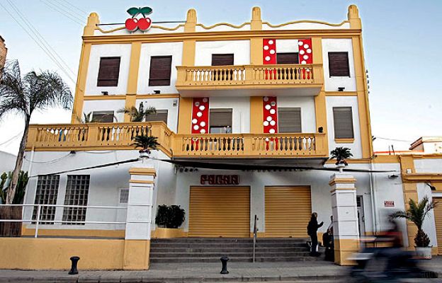  - Pacha sortea una operación