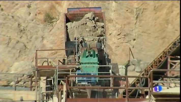 Informatiu Balear - Polèmica per la pedrera de Ses Planes