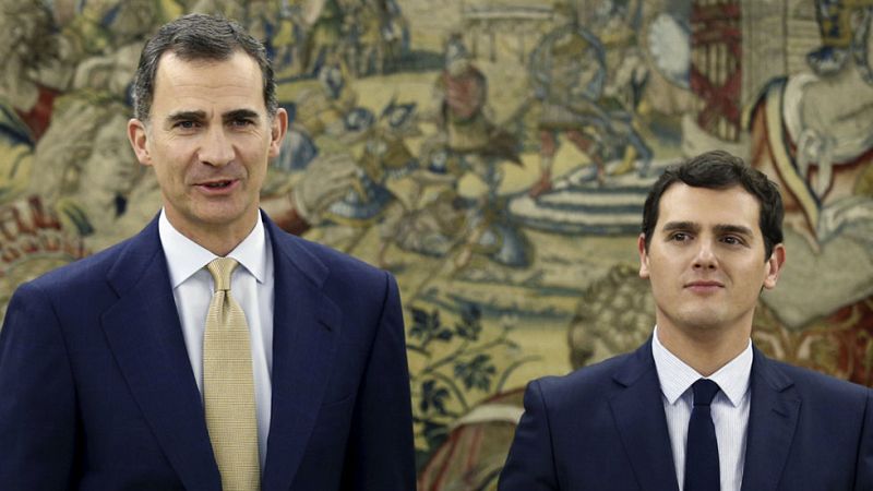 Rivera traslada al rey la "disposición" de Ciudadanos para "desencallar" la legislatura