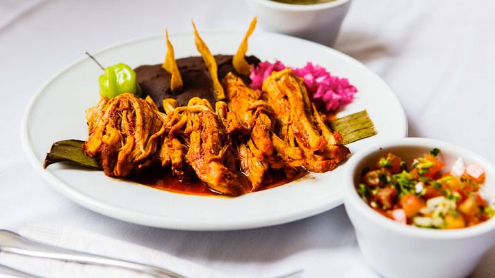 Telediario 1 - Drogas en la comida para ganar clientes