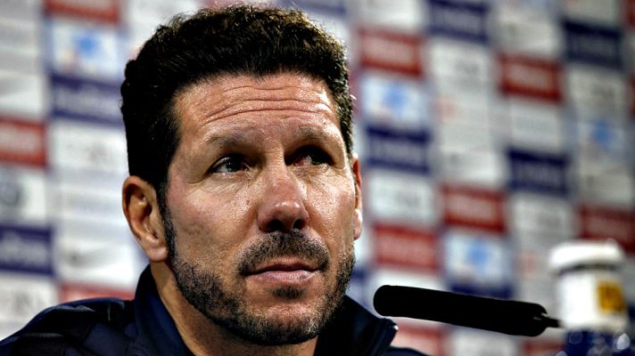 Simeone: "Griezmann es intransferible; después no podemos atarle con cadenas"