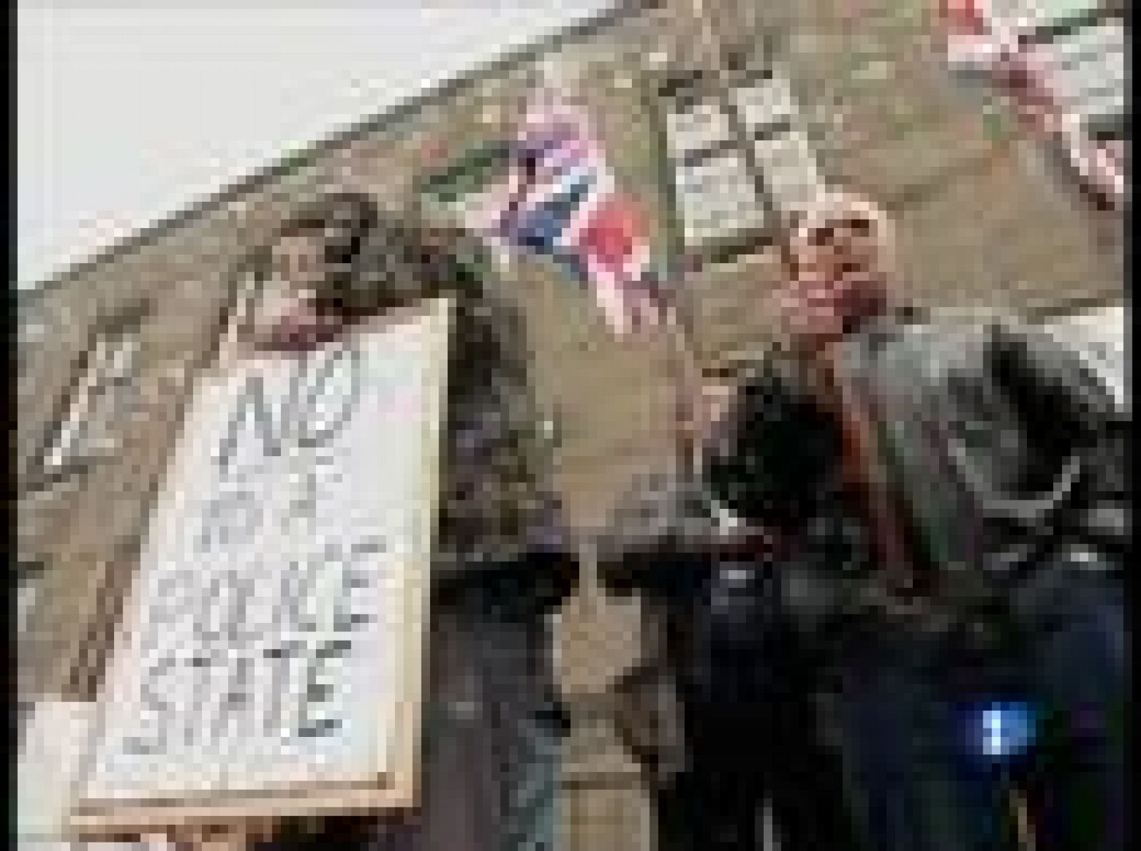 Polémica en Londres por la filtración de los datos personales de 12.000 afiliados de la extrema derecha | Ver