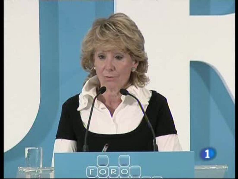  Al habar sobre la memoria histórica Esperanza Aguirre ha desatado la polémica al acusar al PSOE de tener un pasado violento y vincularle con el asesinato de Calvo Sotelo. Desde las filas socialistas, José Blanco, considera que este tipo de manifestaciones son fruto de la ambición personal de la presidenta regional de Madrid.   