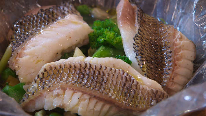 RTVE Cocina - Receta de sargo en papillote