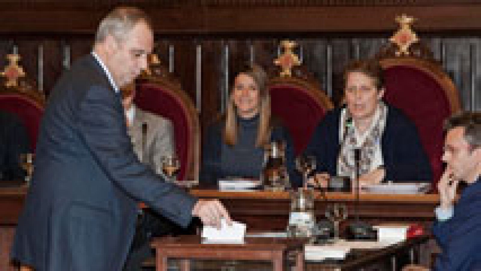 Informativo 24h: El Ayuntamiento de Girona aprueba una moción para instar al Estado a retirar el título de Princesa de Girona | RTVE Play