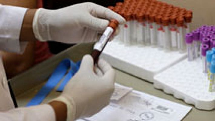 Telediario 1 - Los expertos prevén que la vacuna contra el virus zika no estará lista hasta dentro de dos años