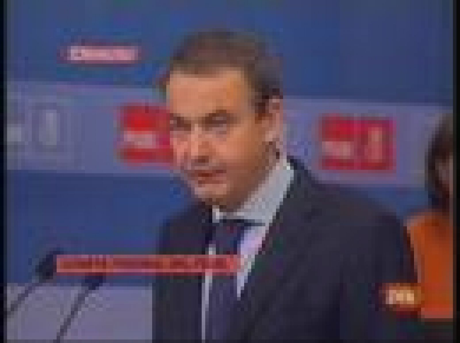 Zapatero anuncia una drástica bajada del IPC y planes para el empleo