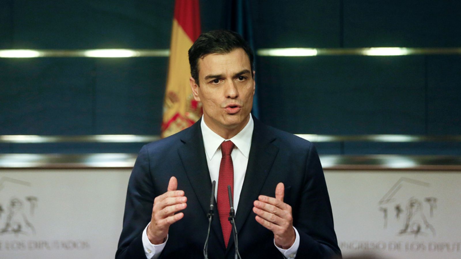 Sánchez tenderá "manos a derecha e izquierda" para conseguir los apoyos necesarios