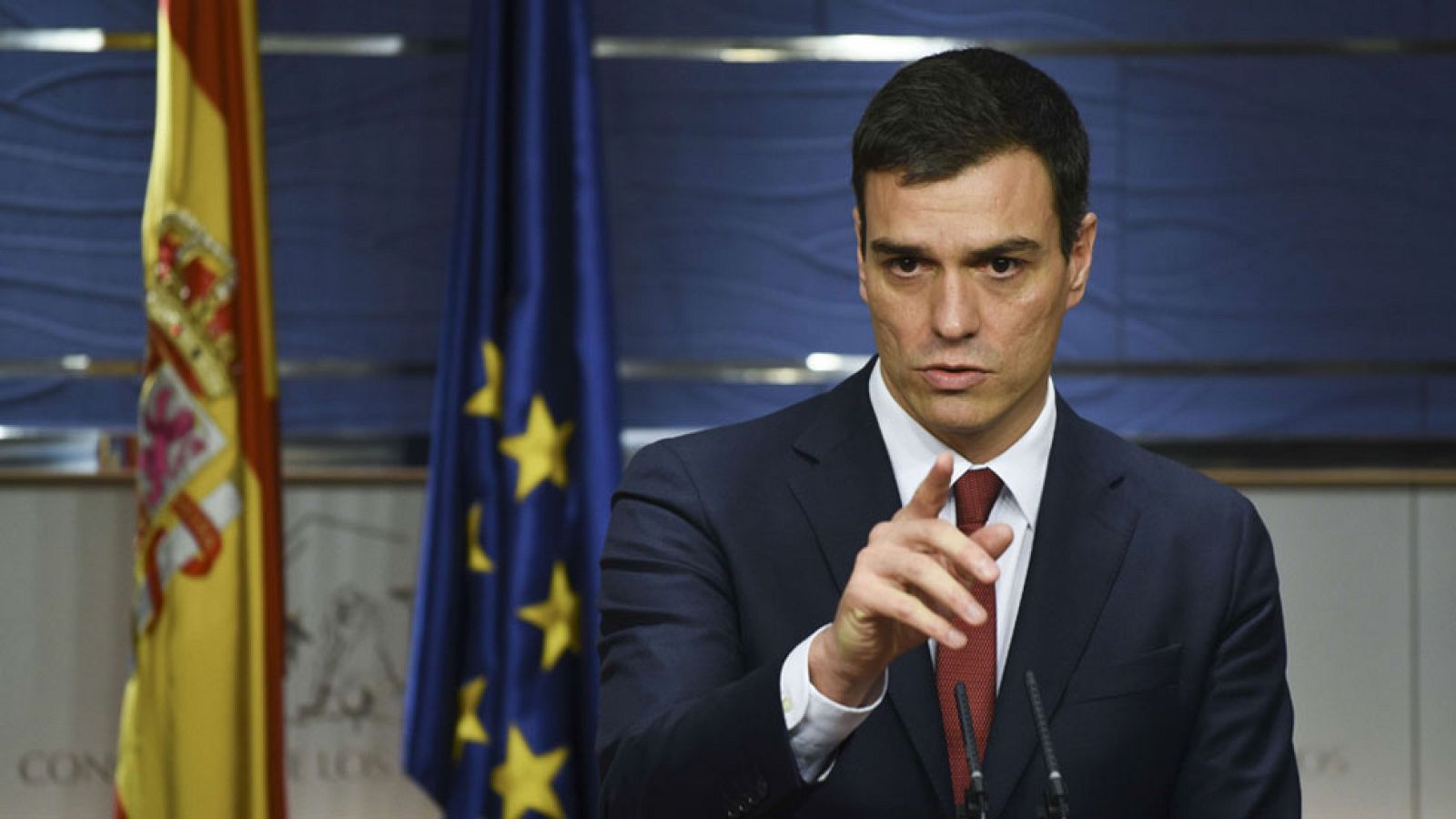 Sánchez acepta el encargo del rey para formar gobierno y llama al diálogo a "las fuerzas del cambio"