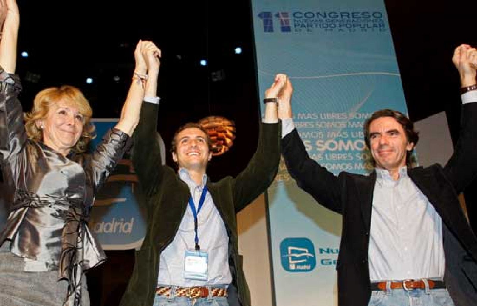 Aznar pide un PP "sin complejos" | Ver