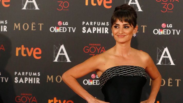 Premios Goya - Penélope Cruz, en la alfombra roja: "Todavía no me he quitado de encima el papel de 'ma ma'"