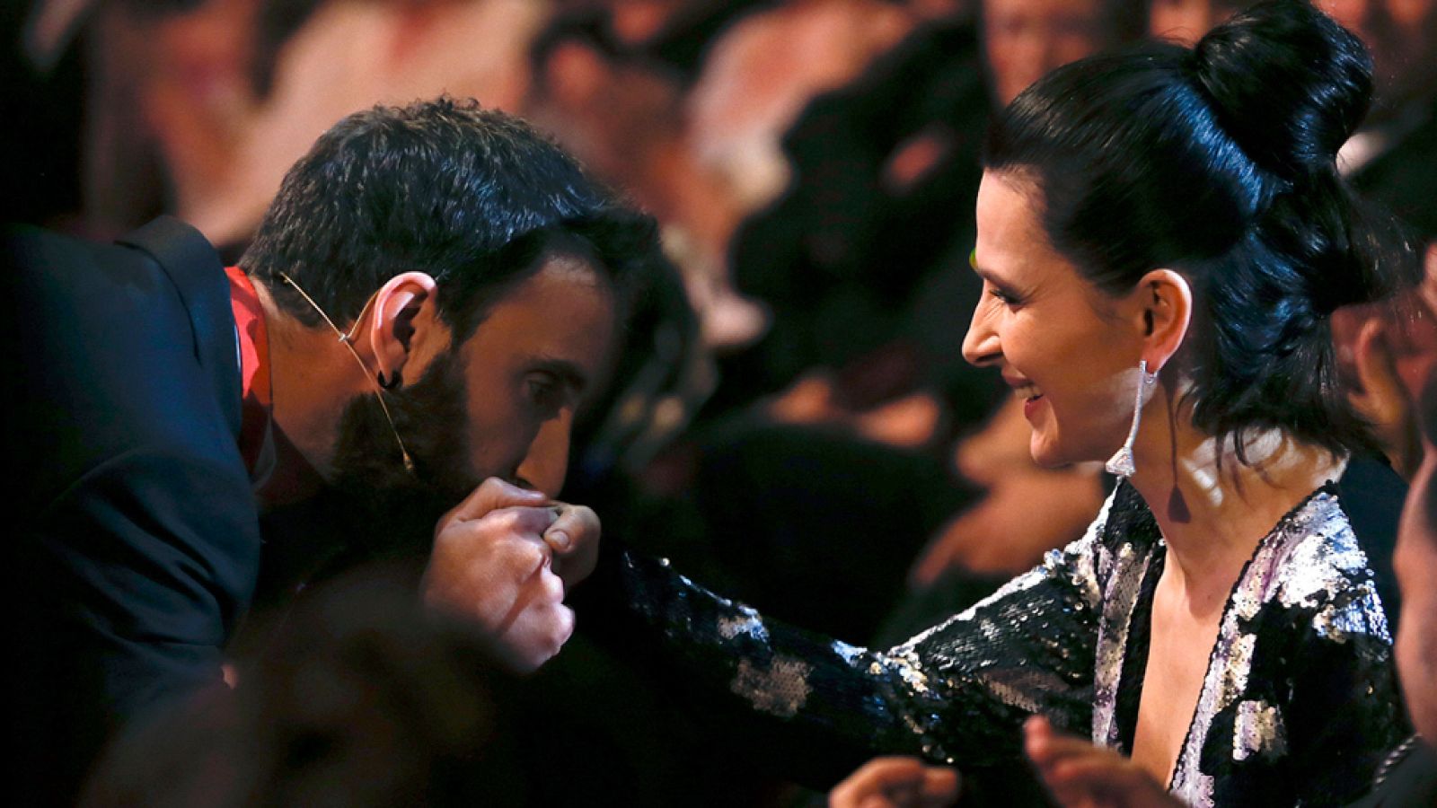 Rovira invita a Tim Robbins y Juliette Binoche a tomar gazpacho en M�laga