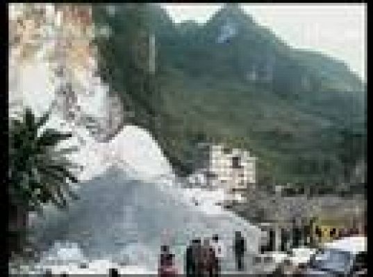  - Corrimiento de tierras en China