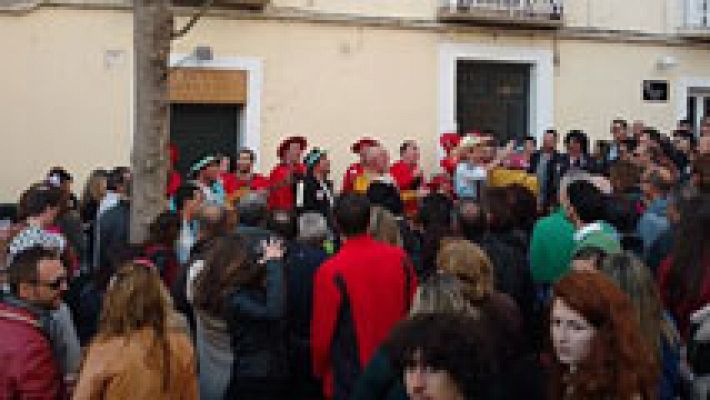 Cádiz celebra el 'lunes de resaca'