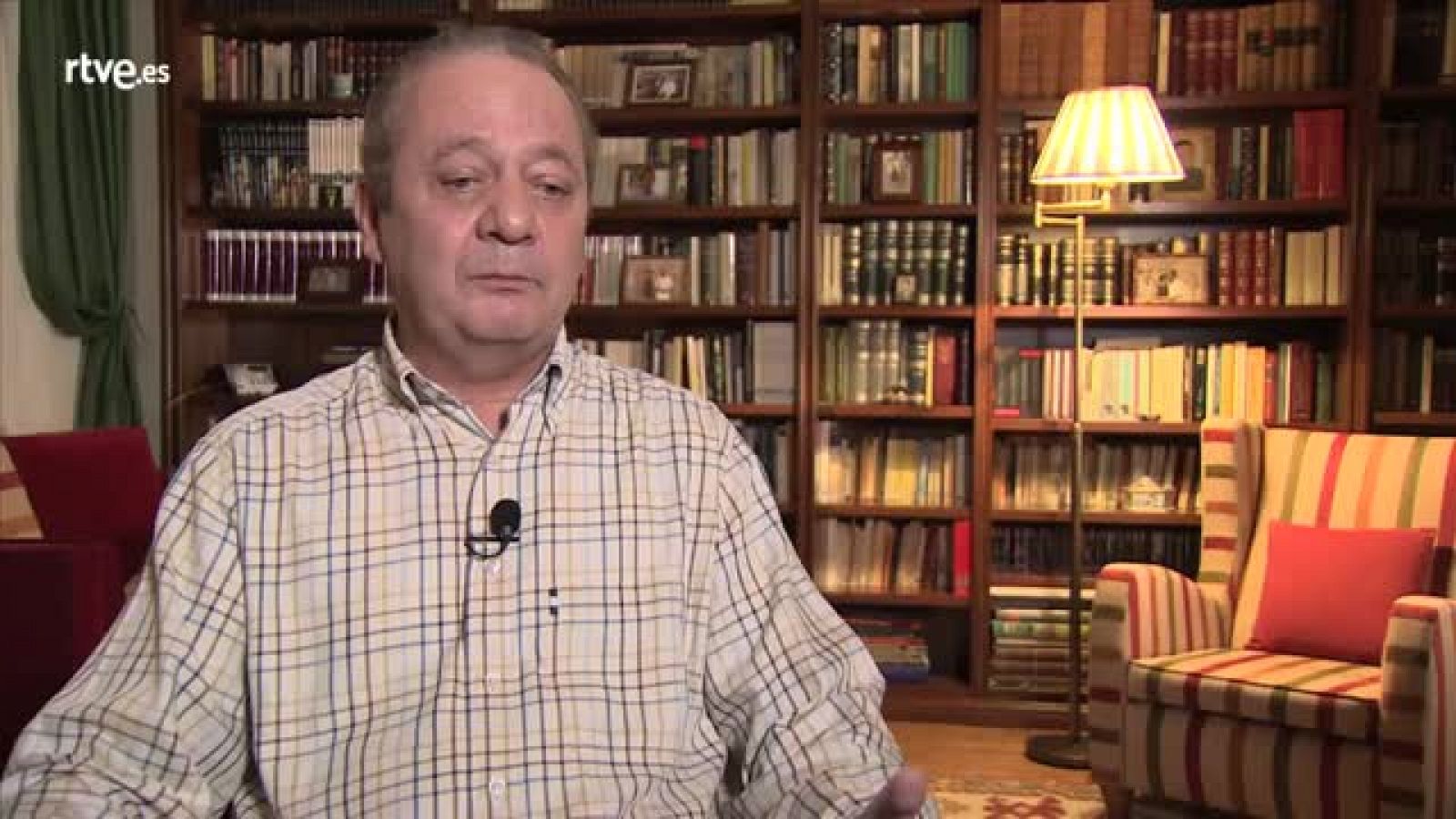 Pedro Plasencia nos habla de la empanada - Crónicas | Ver