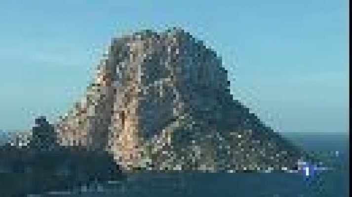 Informatiu Balear - L'eradicació de les cabres de Es Vedrà, al Parlament