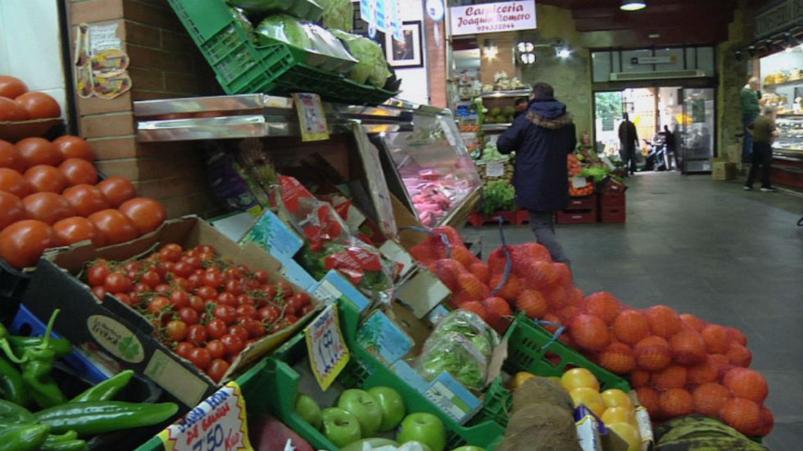 Un mercado con mucho arte