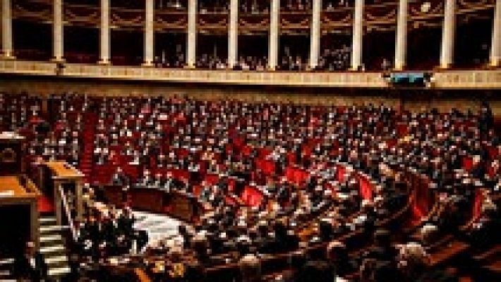 La Asamblea Nacional de Francia da luz verde a las reformas constitucionales para combatir el terrorismo